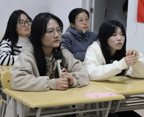 图示, 示意图
中度可信度描述已自动生成:ver1