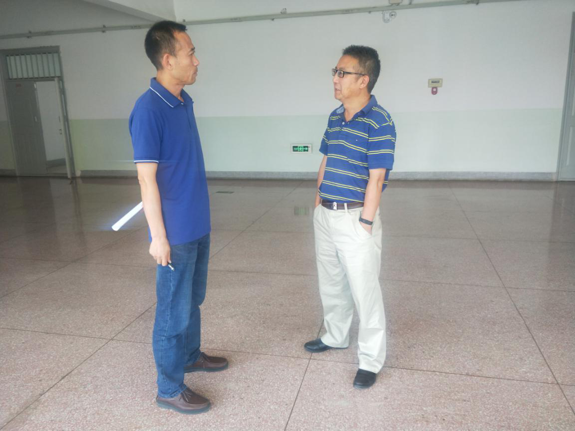 皇冠welcome官网院长张存刚老师与班主任交流